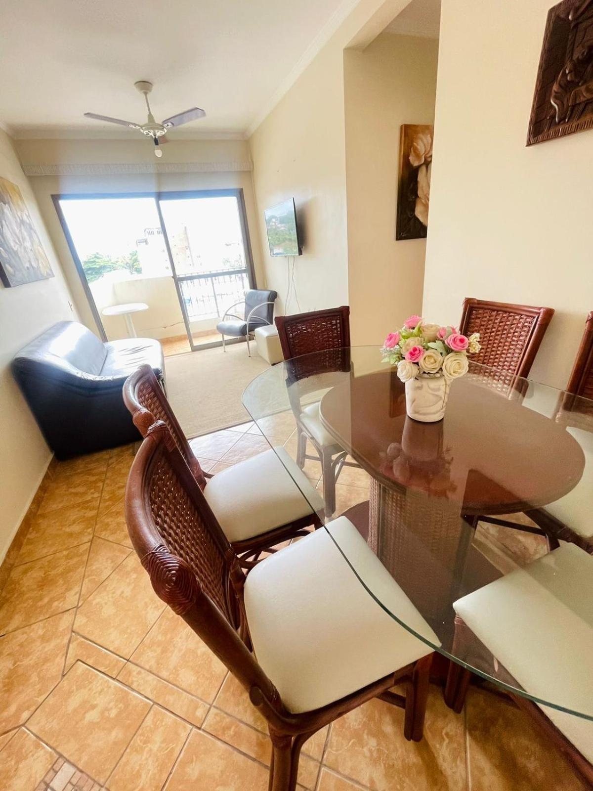 Apartamento No Guaruja Na Praia Da Enseada Екстер'єр фото